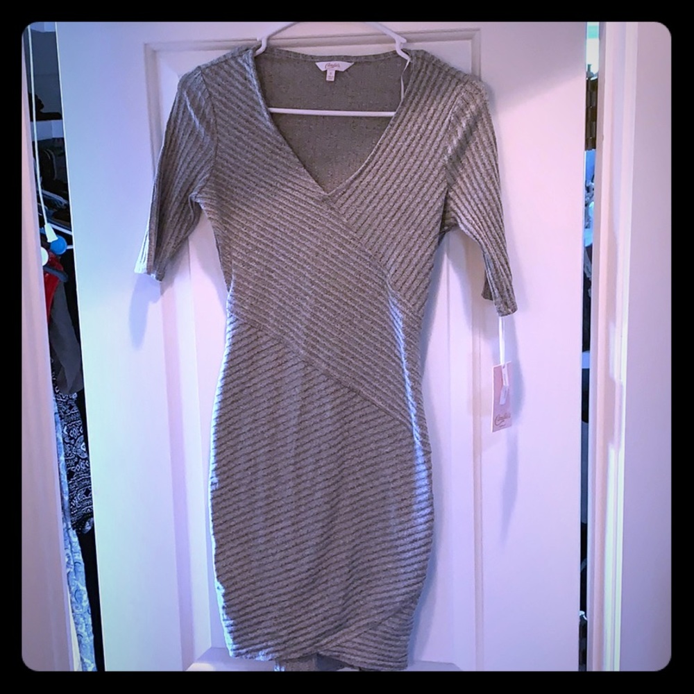 Short sleeve sweater dress VERY flattering